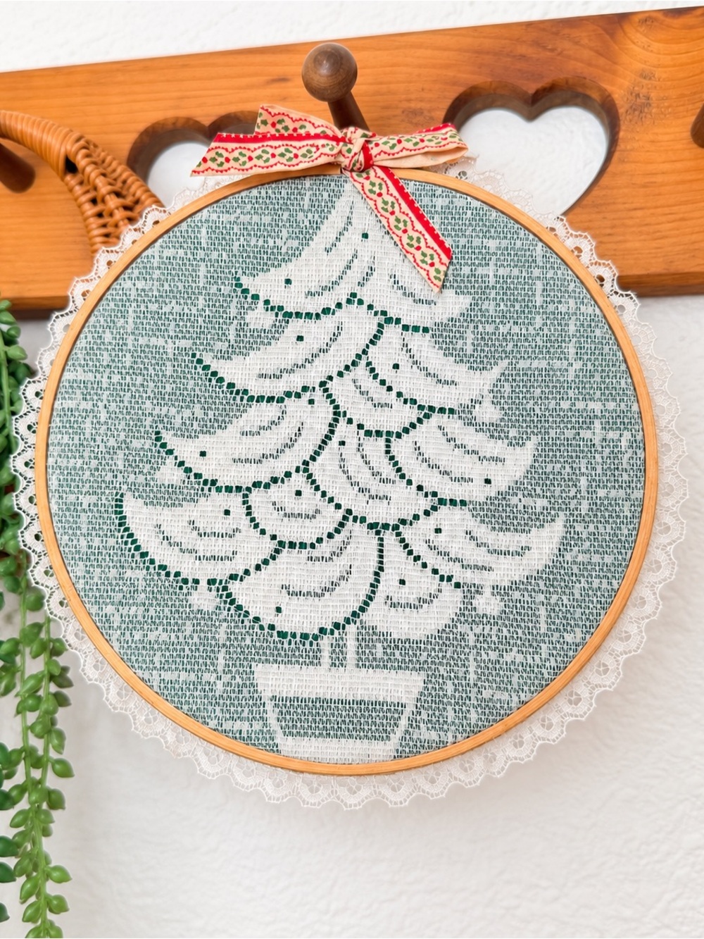 Vintage Christmas Tree Embroidery Hoop Wall Hanging